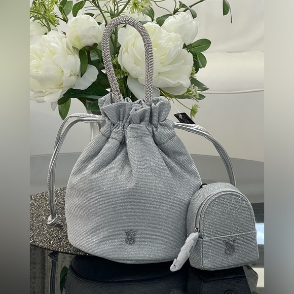 New VS SILVER SHINE Drawstring Bag and mini backpack KEYCHAIN CHARM - Picture 5 of 5